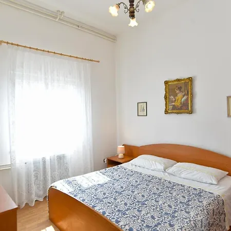 Lägenhet Fuer 4 Personen Ca 65 Qm In Rovinj, Istrien Istrische Riviera *
