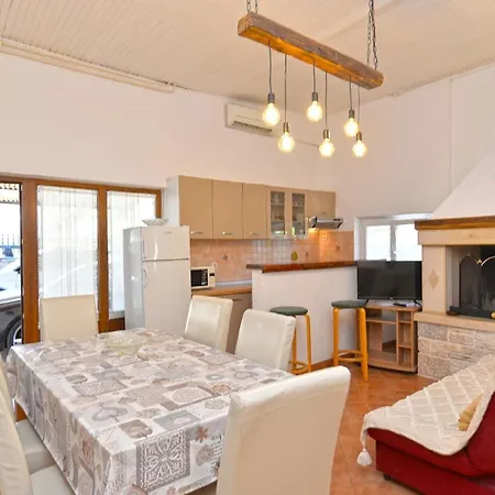 Fuer 4 Personen Ca 65 Qm In Rovinj, Istrien Istrische Riviera * Rovinj