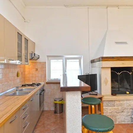 Lägenhet Fuer 4 Personen Ca 65 Qm In Rovinj, Istrien Istrische Riviera Rovinj